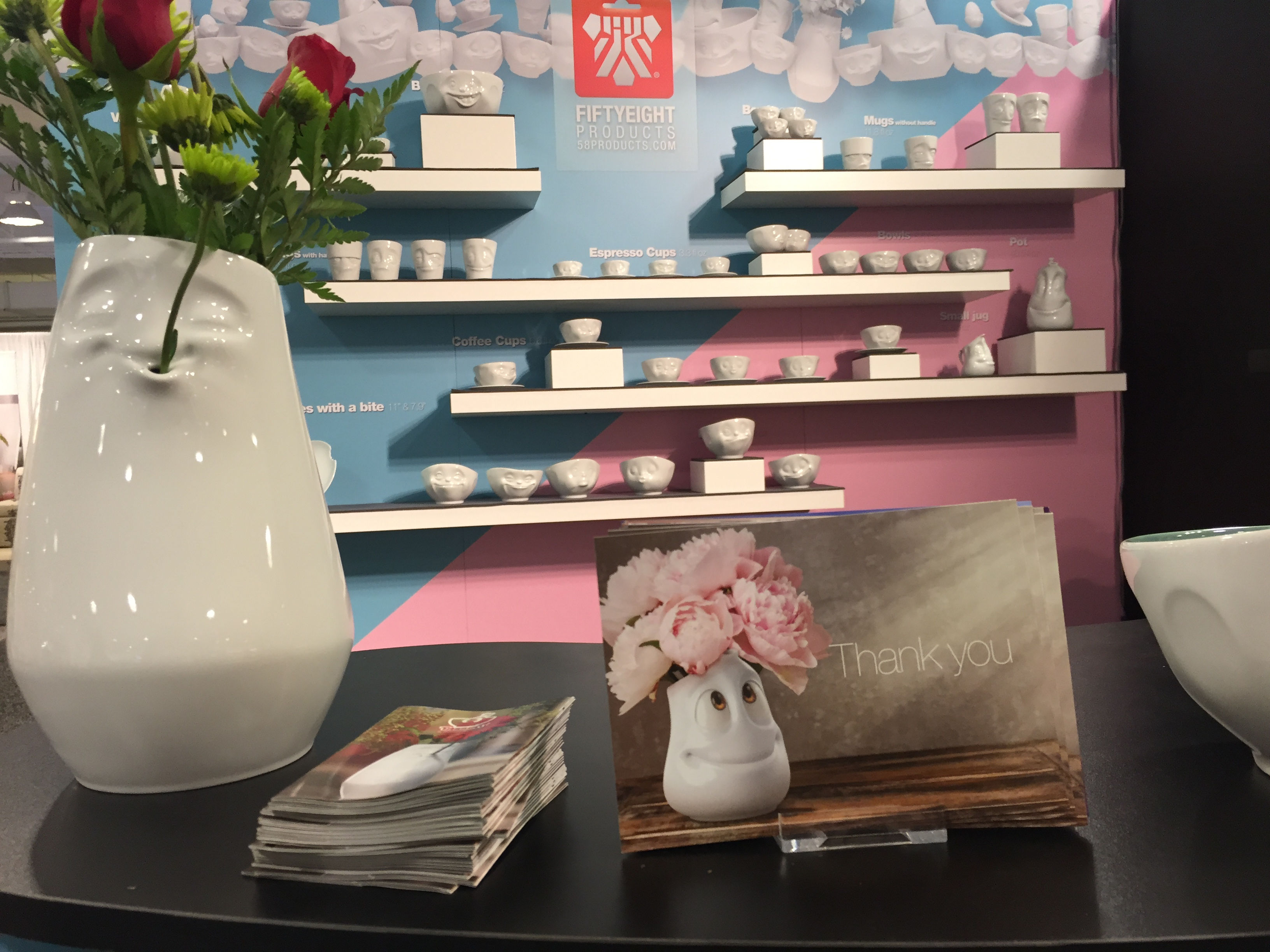  After a few days, we have had ample opportunity to wander the halls and scope out the tradeshow. Our booth neighbors across the hall, the Italian designer homeware brand Casa Bugatti, have also become our new friends and we launch some spontaneous cross-promos with our cups and colorful Bugatti spoons on Instagram. Our fans love it – and our Instagram follower base grows to 3,000 fans during the show. When all was said and done, we packed up our booth after five eventful tradeshow days in Atlanta. So many interested buyers, so much to see and do – we’re still buzzing from the amazing experience. 