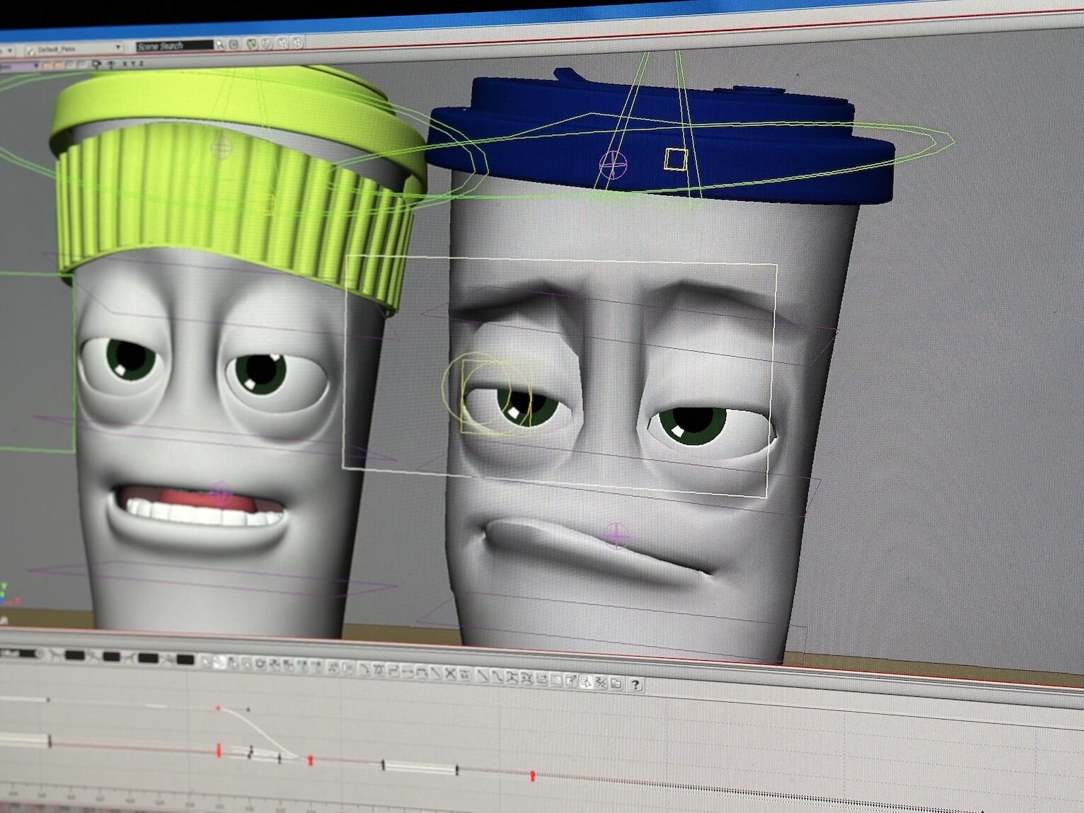 We haven’t yet mentioned the main actors in our next film out of sheer excitement. Paul and Henry, two travel mugs, have just realised that they’ve been chosen to finally go out and see the big wide world. The pair hasn’t seen much so far, other than a petrol station in Offenbach. Mühlheim is probably next on the agenda. So there’s lots of fun to come.