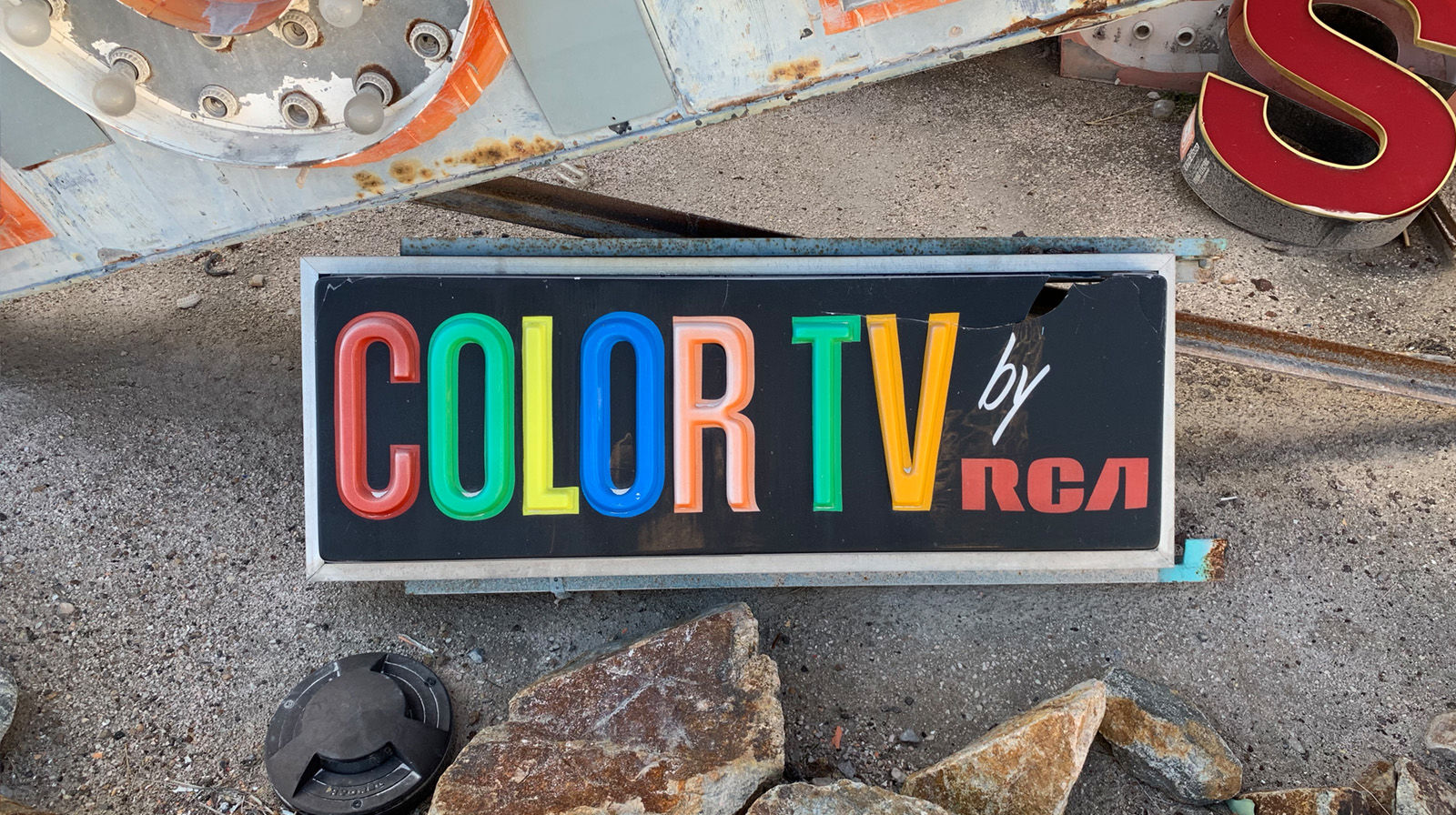  We highly recommend anyone with an interest in design, graphics, and typography to make a pilgrimage to this neon-colored wonderland. With that said, our trip to Sin City was anything but a gamble, but a memorable and fun experience. See you next time! 